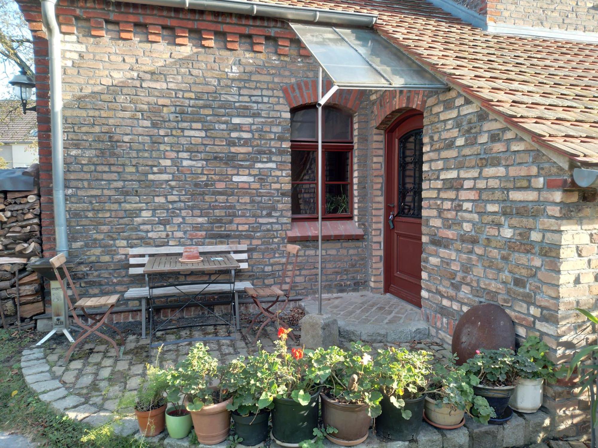 Ferienwohnung Quartier Im Gutshaus Wustermark Exterior foto
